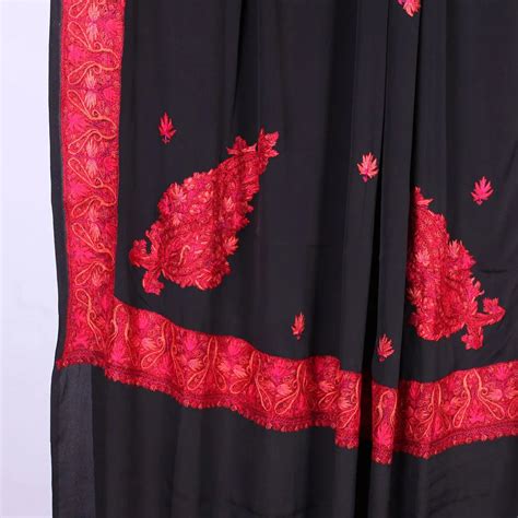 Black Colour Kashmiri Hand Sozni Embroidered Pure Crepe Saree – Kashmir ...