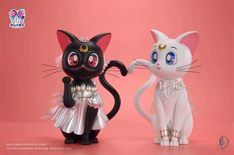 Roshan Studio - Sailor Moon Luna & Artemis