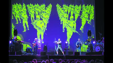 Bungle in the Nordic jungle: Sanjoy Narayan goes live, with Jethro Tull