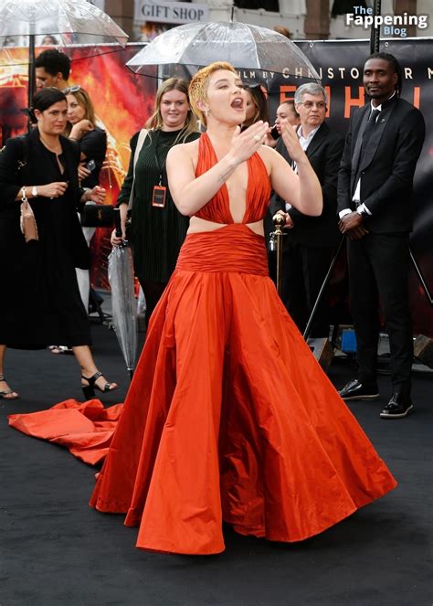 Florence Pugh Flaunts Her Sexy Tits at the “Oppenheimer” Premiere in ...