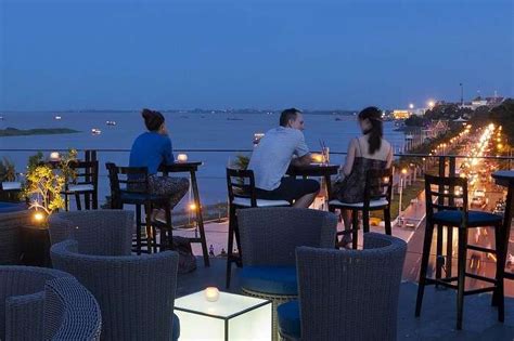The Cambodia Nightlife Guide: Pubs, Diners, Shops, & More