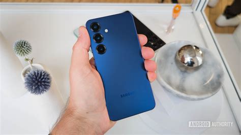 Samsung Galaxy S25 vs Galaxy S25 Ultra: This is the one I'd pick - Android Authority