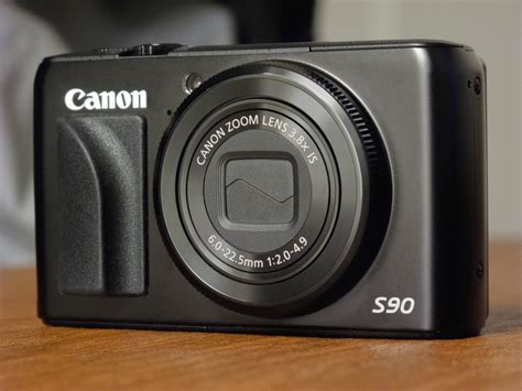PHOTOGRAPHIC CENTRAL: Canon Powershot S90 Review- A Bargain Used Compact