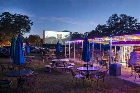 The Three Drive-In Movie Theaters You Need to Visit in South Carolina ...
