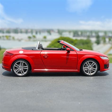 High quality authentic 1:18 Audi TT sport car model Minichamps new TT ...