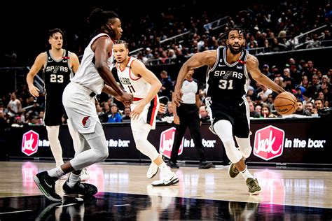 Photos: Spurs vs. Trail Blazers 4/6 Photo Gallery | NBA.com
