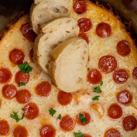 Best Crock Pot Pizza Dip - Slow Cooker Meals