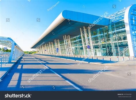 Travel. Airport 的图像结果