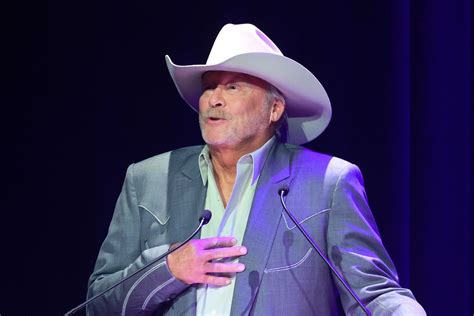 Alan Jackson Plots 2026 All-Star ‘Finale’ Show in Nashville | WKKY ...