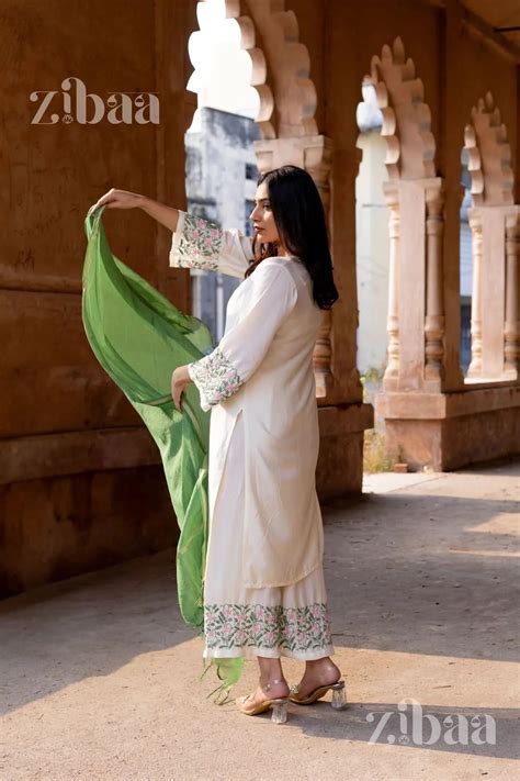 Buy White Chikankari Kurta Set | Handcrafted Elegance | Zibaa