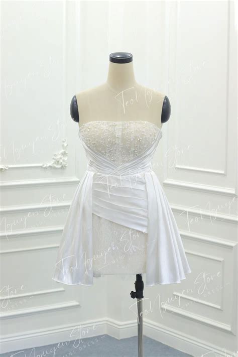 Mini Bride Dress 的图像结果