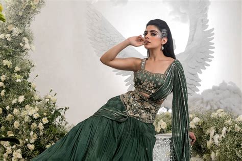 Deetsu Kundu Label is the latest fashion den in the city. t2 gets you ...