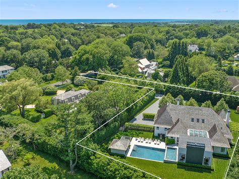 67 Hither Ln, East Hampton, NY 11937 | Zillow