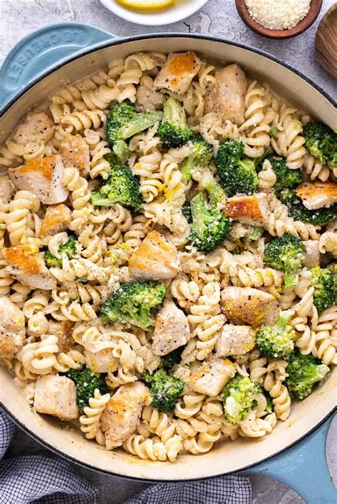 Chicken and Broccoli Pasta - Jessica Gavin