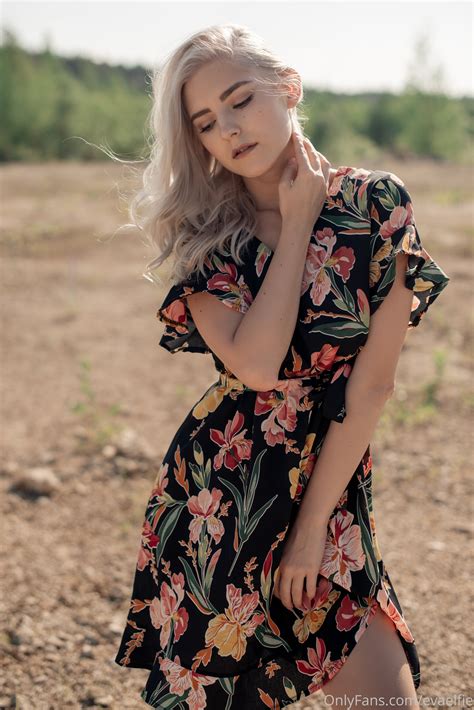 Eva Elfie Nudes - evaelfie Pussy & Tits Photos Onlyfans - 601 naked ...