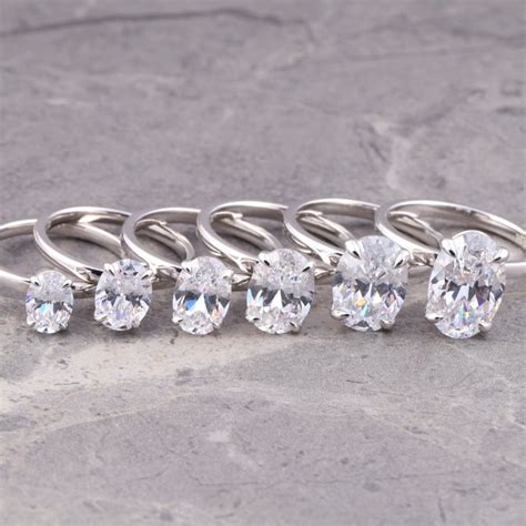 Oval Cut Lab-Grown Diamond Solitaire Engagement Ring For Women ...