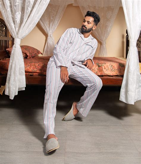 Infinity Multicolor Striped Mens Nightset