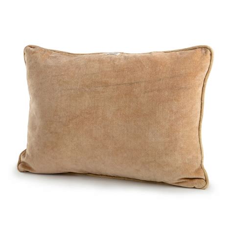 Antique Lotus Velvet Cushion Cover - Elegant Design – Artychoke