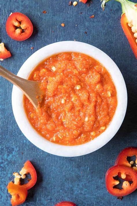 Homemade Chili-Garlic Sauce Recipe - Chili Pepper Madness