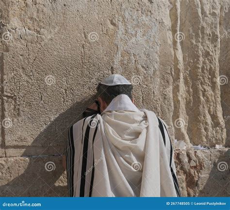 Jerusalem - the Center of Three Religions Editorial Image - Image of three, temple: 267748505