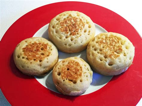 Easy Buttermilk Sourdough Crumpets Recipe Without Yeast Gimme Yummy Recipes