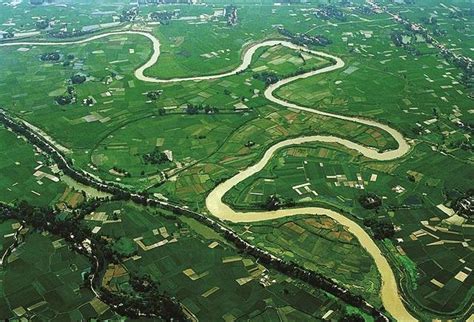 壮丽70年 | 灌溉面积居世界第一 中国人把饭碗牢牢端在了自己手中_灌区