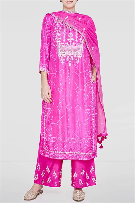 8 kurtas with gota patti work that are perfect for the upcoming festive ...