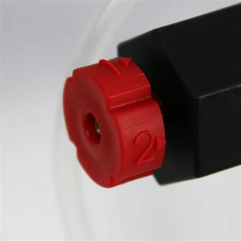 Buy Chapin 4720 HydroFeed 2-Gallon in-Line Auto-Mix Fertilizer Injector ...