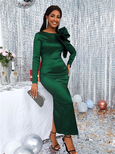 Emerald Green Cocktail Dress With Sleeves