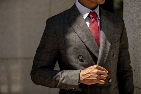 Custom Suits for Men 的图像结果