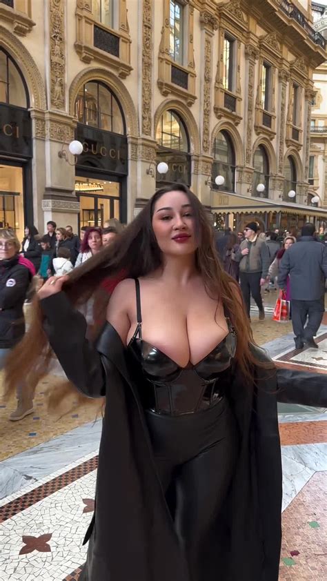 Louisa Khovanski OnlyFans Leaked - 26 - ColorMusic