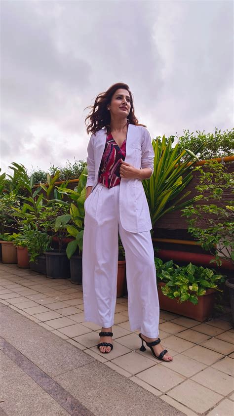 The Muse set White Abstract – Stitchincworld