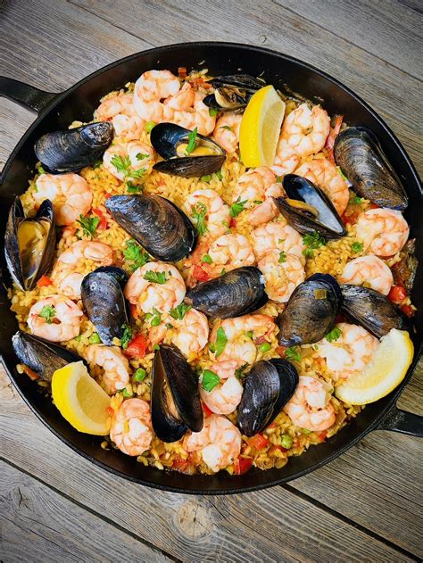 Spanische Paella Spanish Seafood Paella Recipe Andaspain Walking