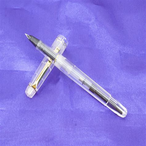 Yiren 358 Transparent Color Body With Gold Color Clip Fine Nib ...