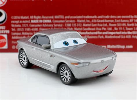 Dan the Pixar Fan: Cars 3: Sterling & Cruz Ramirez 2-Pack (Mattel)
