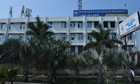 Infrastructure innovative pharmacy college Greater Noida UP