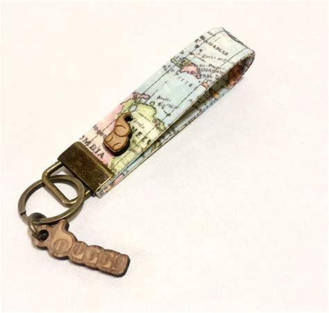 Local Map Pin Keychains 的图像结果