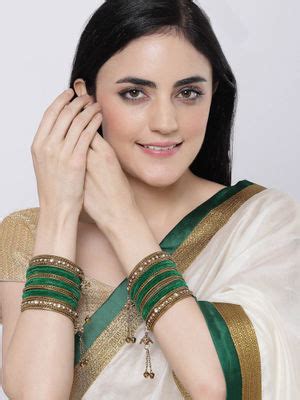 Best Maharashtrian Wedding Looks: Fashion Tips And Trends In 2024| LBB