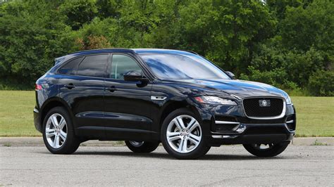 2017 Jaguar F-Pace 20d Review: Less Pace, More MPG