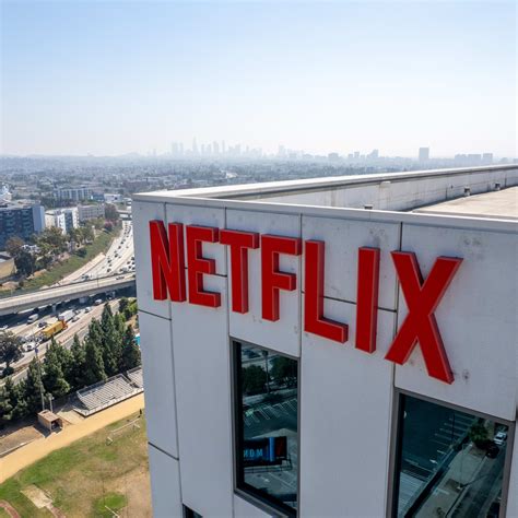 'Netflix Is a Joke' Fest Announces 2026 Schedule, Headliners - Men's ...
