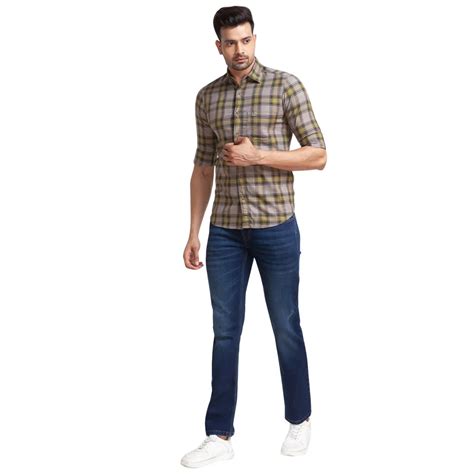 Men Blue Tapered Fit Warp Chambray Cotton Blend Jeans – MyRaymond