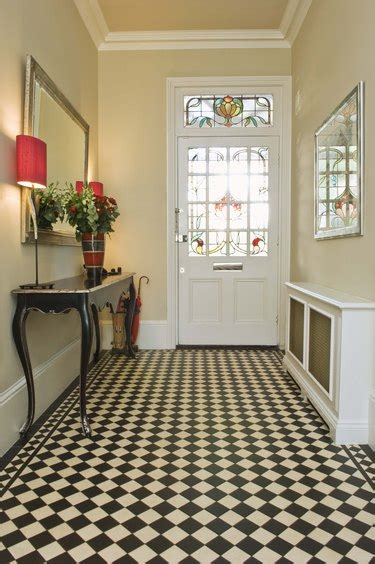 Does Baseboard Size Have to Match Door Molding? | Hunker