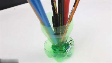 民间高手：一个塑料瓶制作一个笔筒，超级实用又美观_腾讯视频
