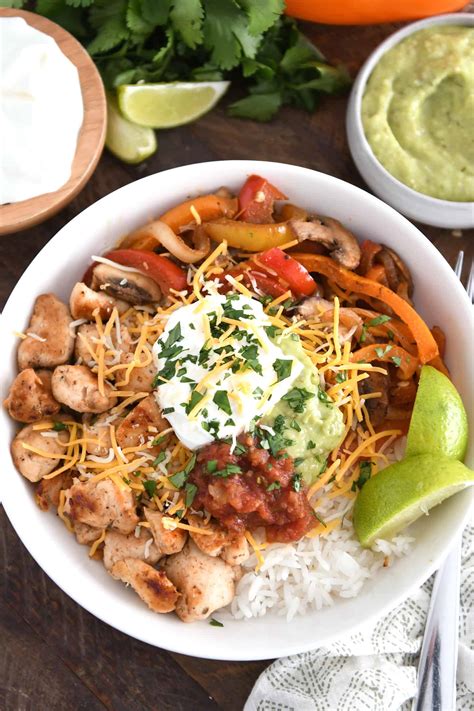 Chicken and Veggie Fajita Bowls - Mel's Kitchen Cafe