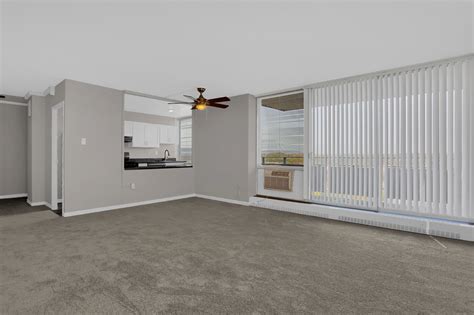 Towne House Apartment Photos | See Modern Interiors & Renovated Spaces