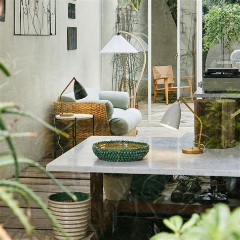 Timberline Floor Lamp – M2L Furniture