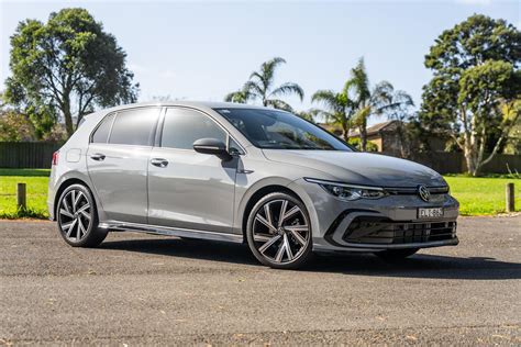 2022 Volkswagen Golf 110TSI R-Line review | CarExpert