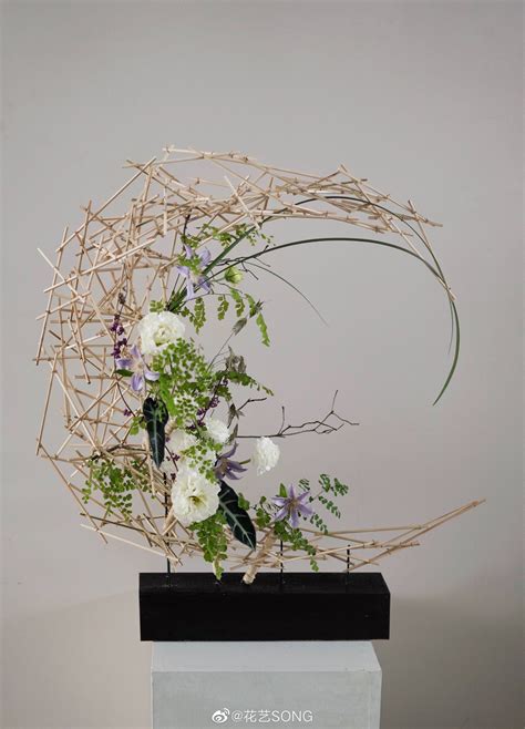 Contemporary Ikebana Flower Arrangement