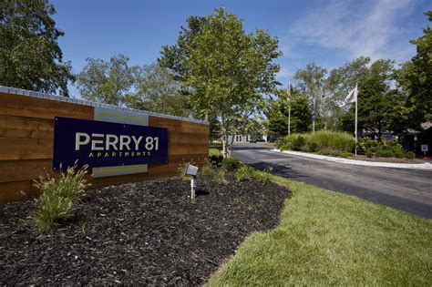 Apartments for Rent in Overland Park, KS | Perry 81 - Home