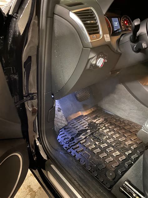 Why Is My Driver Side Floor Wet When It Rains Pours Down | Viewfloor.co